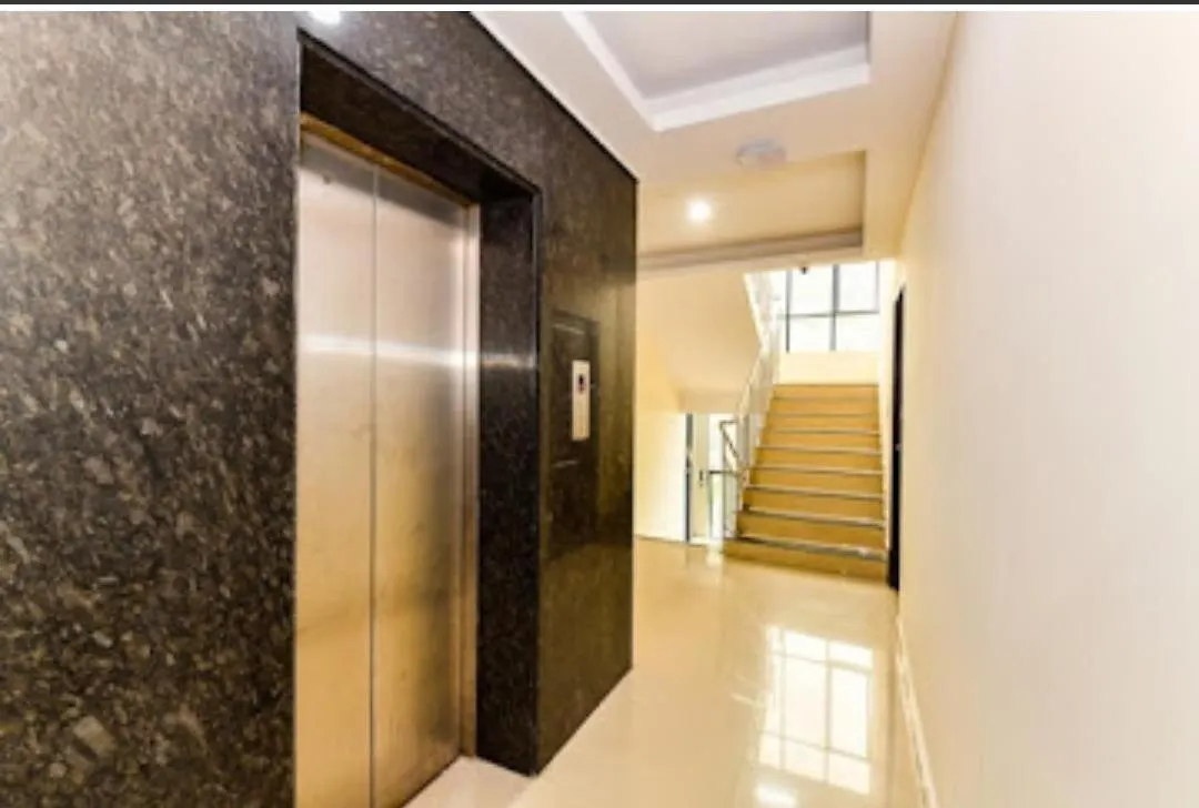 Hotel Tri-Star Residency Kochi